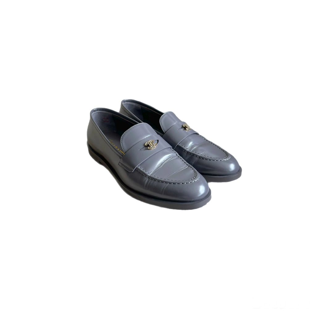 Chanel Grey Leather Mocasines