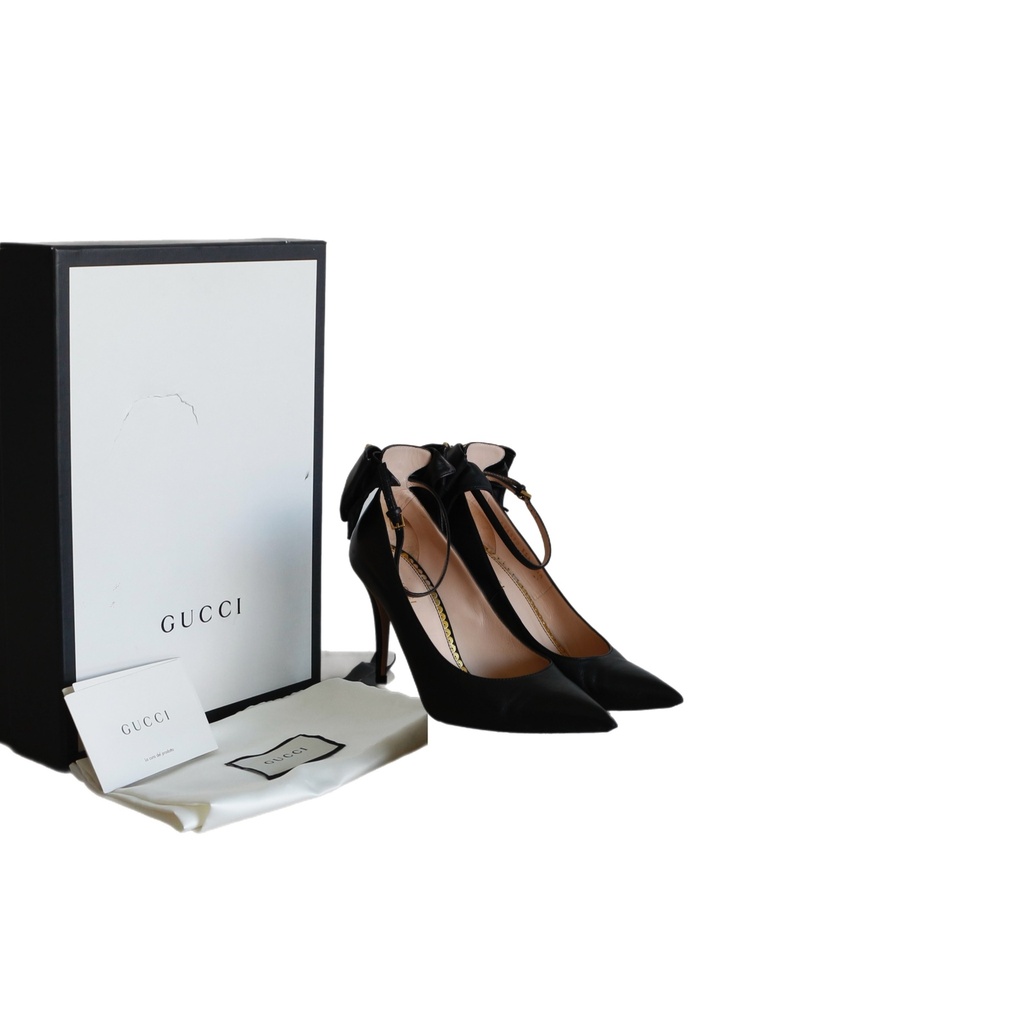 Gucci Bee Pumps