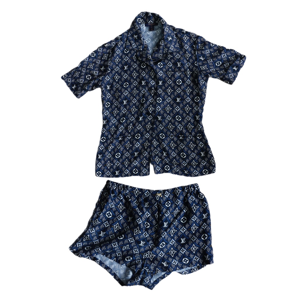 Louis Vuitton Logo Set