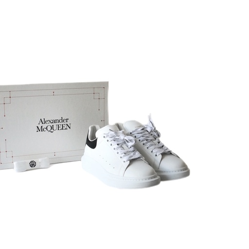 Alexander McQueen  Sneakers